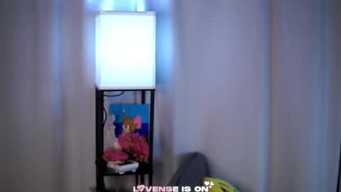 Lina online show from 12, 4, 2026