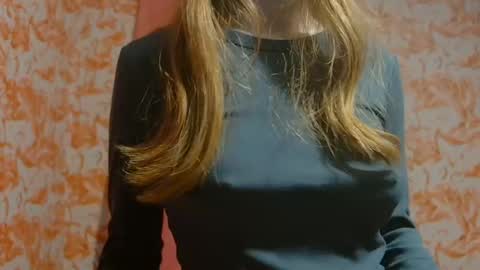 Erika online show from 24, 1, 2025