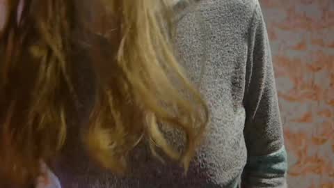 Erika online show from 23, 2, 2025