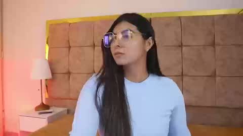  Transmission schedule Monday - Friday 715 am to 200 pm time Colombia  online show from 25, 3, 2026