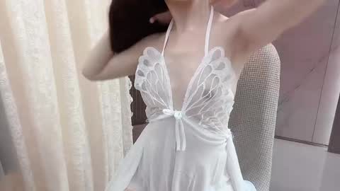 Snapshot of shellysan chatting on 9, 11, 2025 Shelly online show from 9, 11, 2025