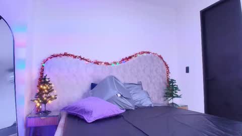 Shelsy online show from 5, 12, 2025