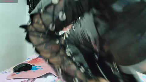 Snapshot of shengyi_blue chatting on 15, 4, 2026 anyela7773 online show from 15, 4, 2026