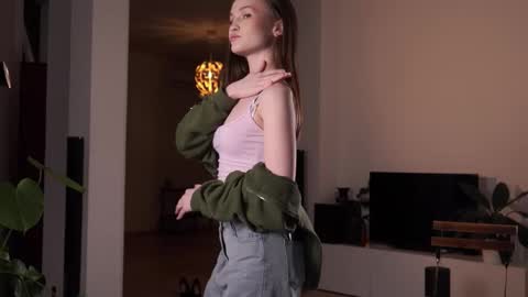 Snapshot of sherelllungwitz chatting on 15, 3, 2026 Alice online show from 15, 3, 2026