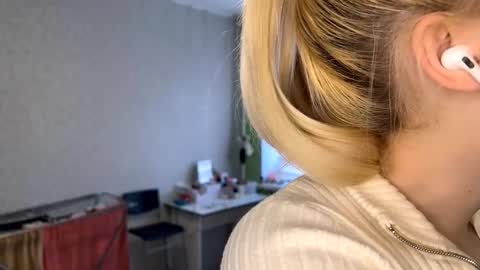 Snapshot of sherleychamblin chatting on 11, 3, 2026 sherleychamblin online show from 11, 3, 2026