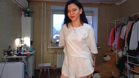 Snapshot of sherleychamblin chatting on 18, 3, 2026 sherleychamblin online show from 18, 3, 2026