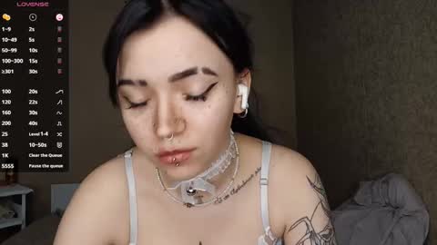 Snapshot of sherleychamblin chatting on 25, 3, 2026 sherleychamblin online show from 25, 3, 2026