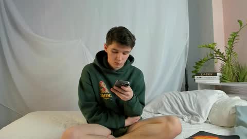 Max online show from 25, 3, 2026