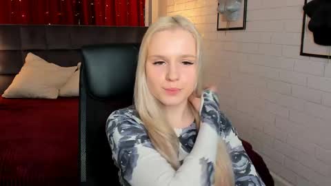 Snapshot of sherributlers chatting on 3, 6, 2026 Sweet Sherri online show from 3, 6, 2026