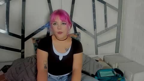 Snapshot of sherry_boomm chatting on 4, 4, 2026 sherry_boomm online show from 4, 4, 2026