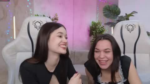 Snapshot of sheryl_elegance chatting on 24, 1, 2025 Sheryl online show from 24, 1, 2025