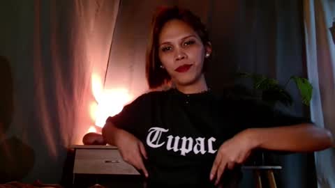 Snapshot of shes_notme chatting on 4, 12, 2025 Lana But you can spell it backwards online show from 4, 12, 2025