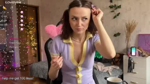 Snapshot of sheslike_firstlove chatting on 4, 4, 2026 Vanessa online show from 4, 4, 2026