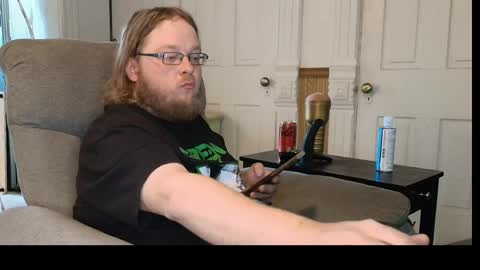 Snapshot of shifty885 chatting on 10, 4, 2026 shifty885 online show from 10, 4, 2026