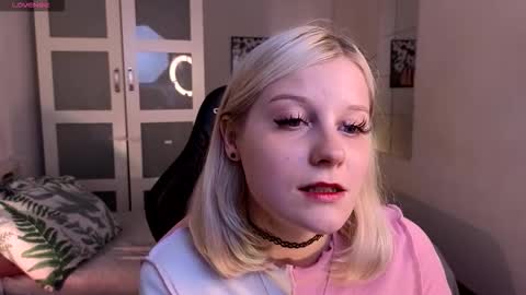 help me reach my first 25 thumbs up online show from 20, 9, 2025