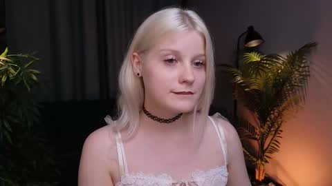 help me reach my first 25 thumbs up online show from 9, 10, 2025