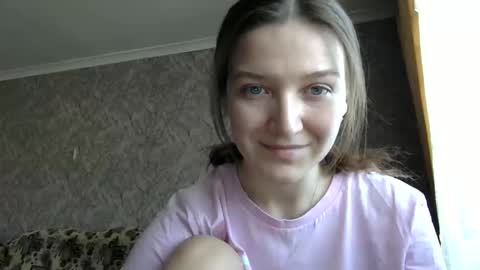 Jesica online show from 8, 3, 2025