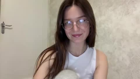 Snapshot of shining_pearl chatting on 27, 2, 2026 Jesica online show from 27, 2, 2026