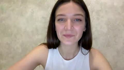 Snapshot of shining_pearl chatting on 4, 3, 2026 Jesica online show from 4, 3, 2026