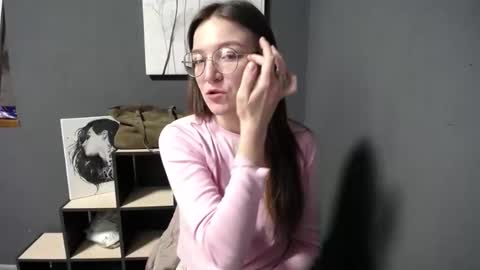 Snapshot of shining_pearl chatting on 16, 3, 2026 Jesica online show from 16, 3, 2026