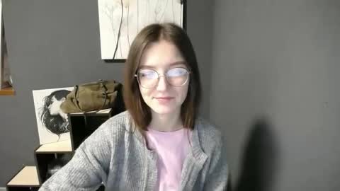 Snapshot of shining_pearl chatting on 2, 4, 2026 Jesica online show from 2, 4, 2026