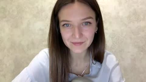 Snapshot of shining_pearl chatting on 7, 4, 2026 Jesica online show from 7, 4, 2026