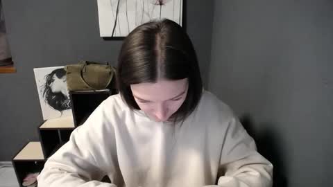 Snapshot of shining_pearl chatting on 9, 4, 2026 Jesica online show from 9, 4, 2026