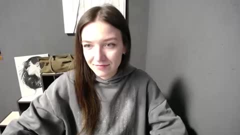 Snapshot of shining_pearl chatting on 10, 4, 2026 Jesica online show from 10, 4, 2026