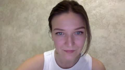 Snapshot of shining_pearl chatting on 21, 4, 2026 Jesica online show from 21, 4, 2026