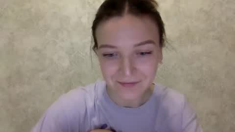 Snapshot of shining_pearl chatting on 23, 4, 2026 Jesica online show from 23, 4, 2026