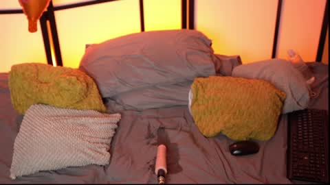 Aurora Lexi Daniela Wendynew online show from 5, 4, 2026