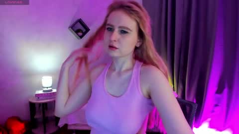 Snapshot of shiny_lisss chatting on 28, 3, 2026 Lisa online show from 28, 3, 2026