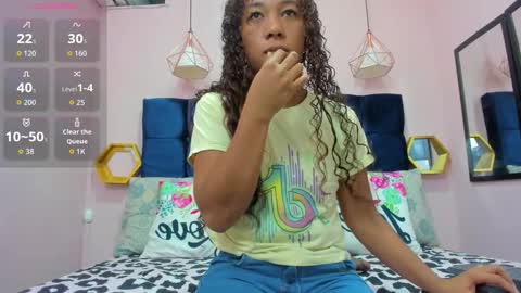 Snapshot of shira_sexylove chatting on 10, 1, 2026 shira_sexylove online show from 10, 1, 2026