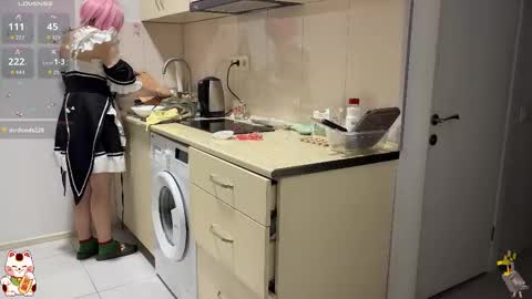 Im Lilu Rosenblum  Guys I have   ----Ill be glad to see you there online show from 17, 10, 2025