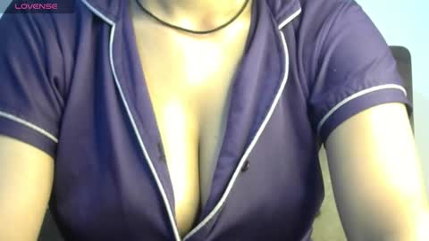 Snapshot of shiri_hot chatting on 14, 9, 2025 Siri online show from 14, 9, 2025