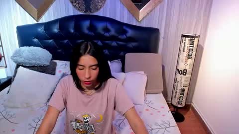 Shirley online show from 30, 10, 2025