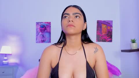 shizuka 11  online show from 8, 11, 2025