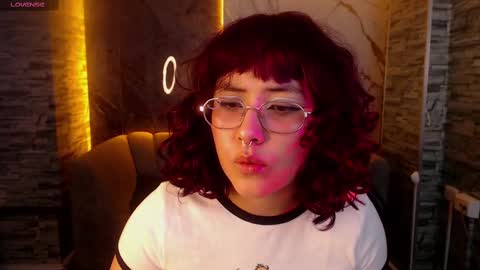 shizuko_b online show from 9, 10, 2025