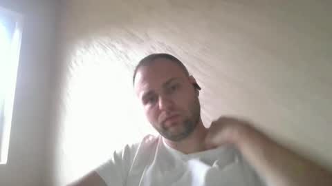 shmele_04 online show from 17, 12, 2025