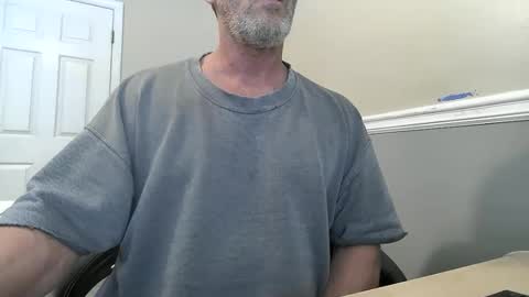 Snapshot of shooter0069 chatting on 12, 1, 2025 Getting mine online show from 12, 1, 2025