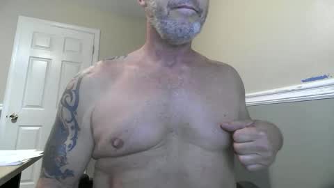 Snapshot of shooter0069 chatting on 9, 3, 2025 Getting mine online show from 9, 3, 2025