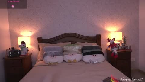 Sophie online show from 3, 12, 2025