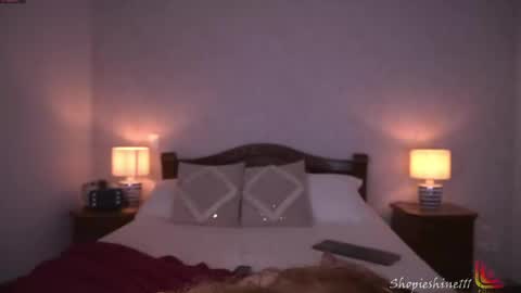 Snapshot of shopieshine chatting on 18, 4, 2026 Sophie online show from 18, 4, 2026