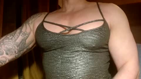 Snapshot of show_on_for_you chatting on 2, 11, 2025 show_on_for_you online show from 2, 11, 2025