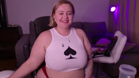 Snapshot of showmebbw chatting on 22, 2, 2025 Mimi online show from 22, 2, 2025