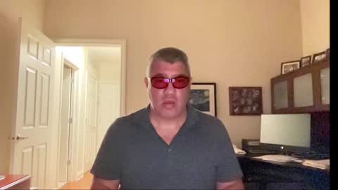 Snapshot of showmet chatting on 26, 9, 2025 Chicago Guy online show from 26, 9, 2025