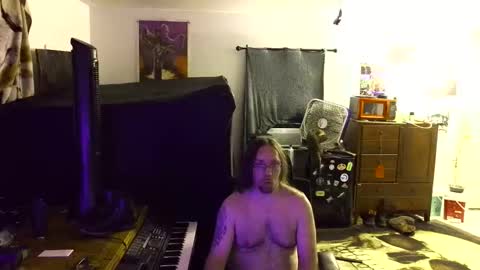 Snapshot of shredmancer chatting on 19, 5, 2026 shredmancer online show from 19, 5, 2026