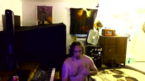 Snapshot of shredmancer chatting on 16, 6, 2026 shredmancer online show from 16, 6, 2026