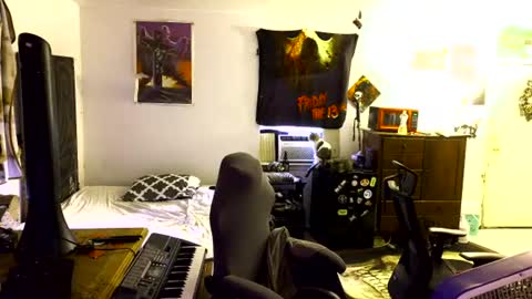 Snapshot of shredmancer chatting on 4, 8, 2026 shredmancer online show from 4, 8, 2026
