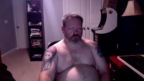 Snapshot of shughes740 chatting on 31, 3, 2026 shughes740 online show from 31, 3, 2026